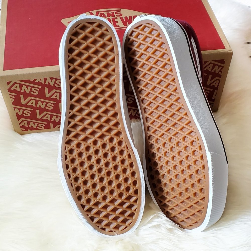 Vans Old Skool Platform Sneakers - Picture 8 of 9